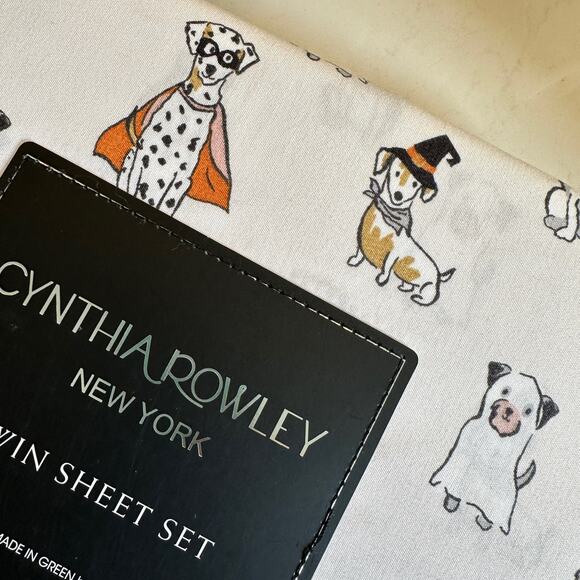 CYNTHIA ROWLEY | Halloween Trick or Treat Dogs 3 Piece NEW Twin Size Sheet Set - Picture 9 of 10